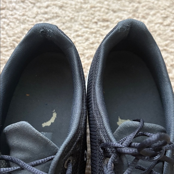 On Cloud Running Casual Black Taupe Sneaker Shoes M 7.5 men’s - Picture 4 of 9